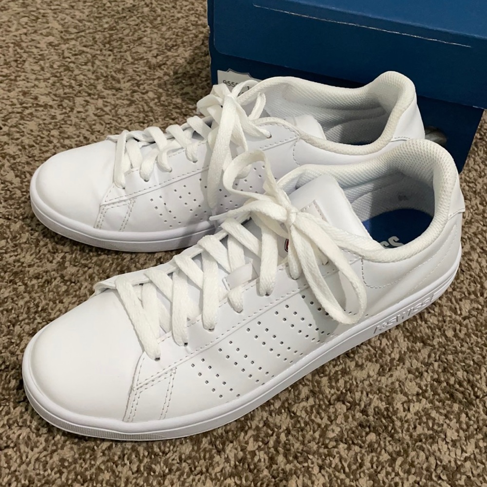 KSwiss women’s low Court Casper Size 9.5 used